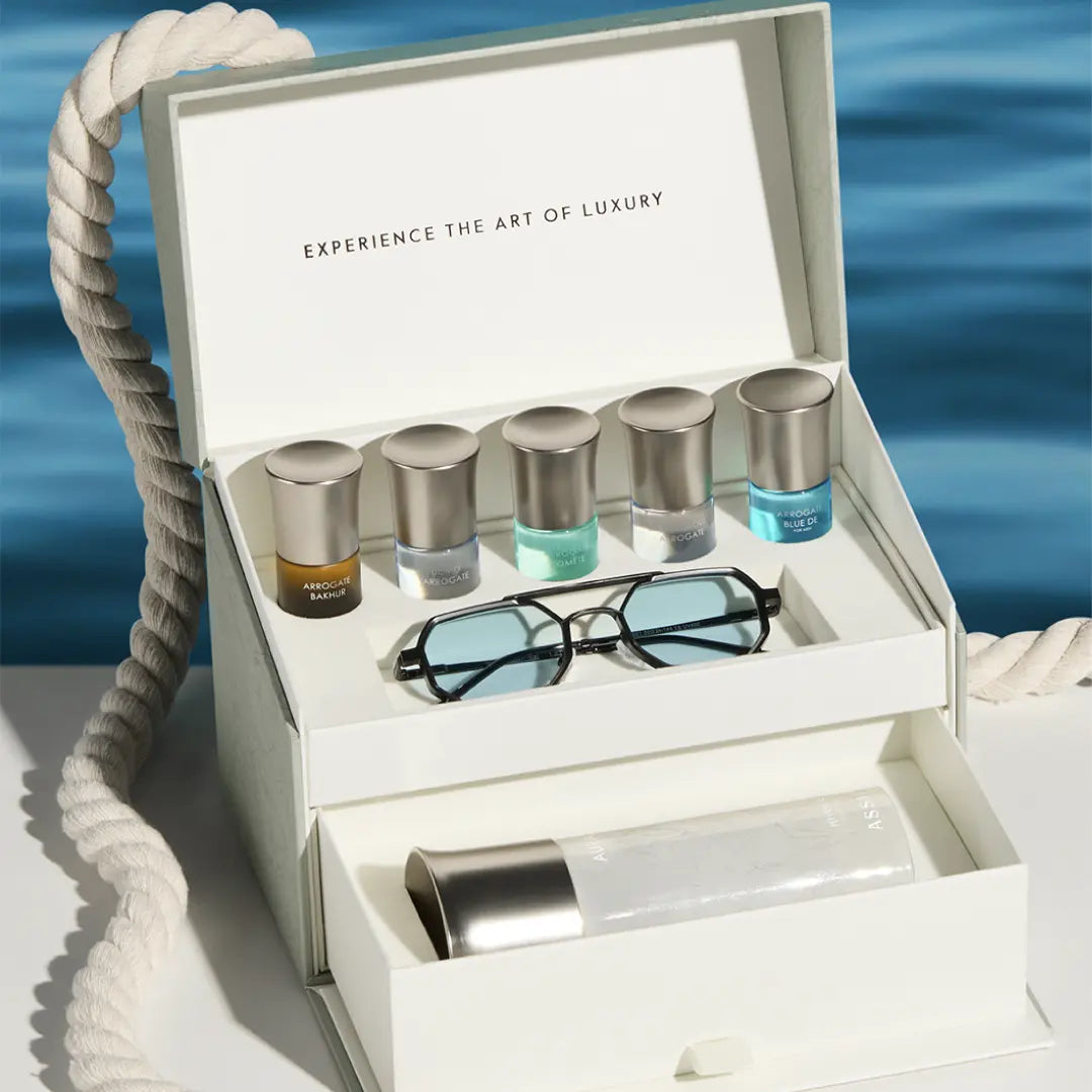 https://cdn.shopify.com/s/files/1/0798/6898/5693/files/Aura-Collection-35-Gift-Set-150ml-_-5-Mini-Perfumes-by-Assaf-183820014.png?v=1769548116