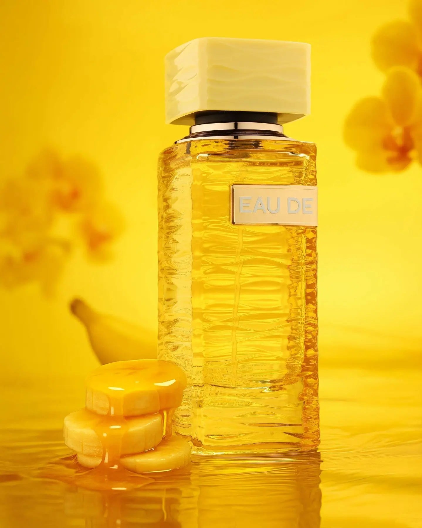 https://cdn.shopify.com/s/files/1/0798/6898/5693/files/Eau-De-Soleil-Perfume-100ml-EDP-Fragrance-World-171888332.jpg?v=1751741130