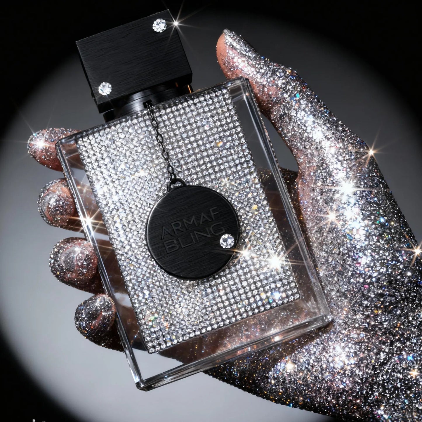 https://cdn.shopify.com/s/files/1/0798/6898/5693/files/Club-de-Nuit-Bling-Perfume-75ml-EDP-Armaf-180406652.png?v=1763157433