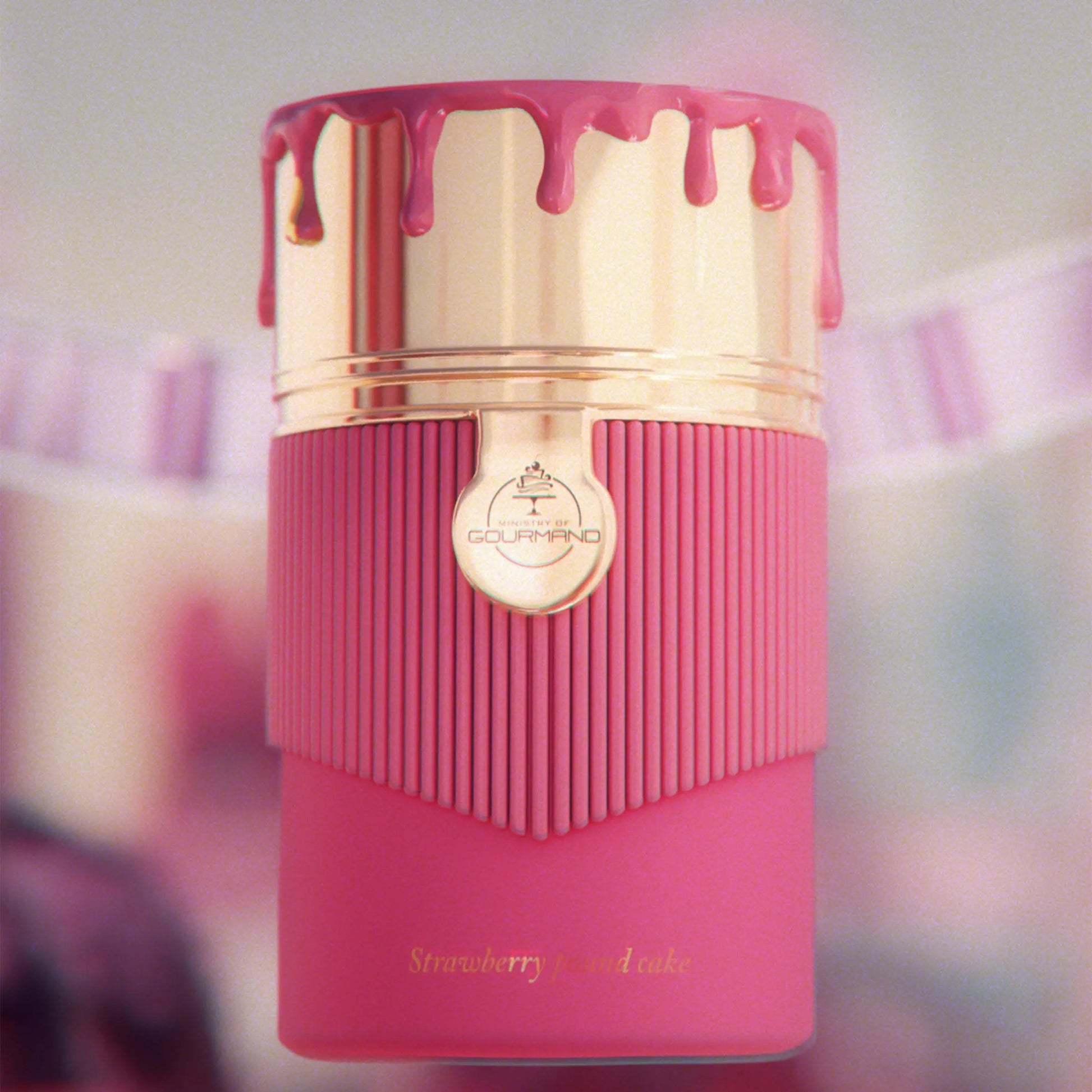 https://cdn.shopify.com/s/files/1/0798/6898/5693/files/Strawberry-Pound-Cake-Perfume-100ml-EDP-Paris-Corner-173959814.jpg?v=1759105092